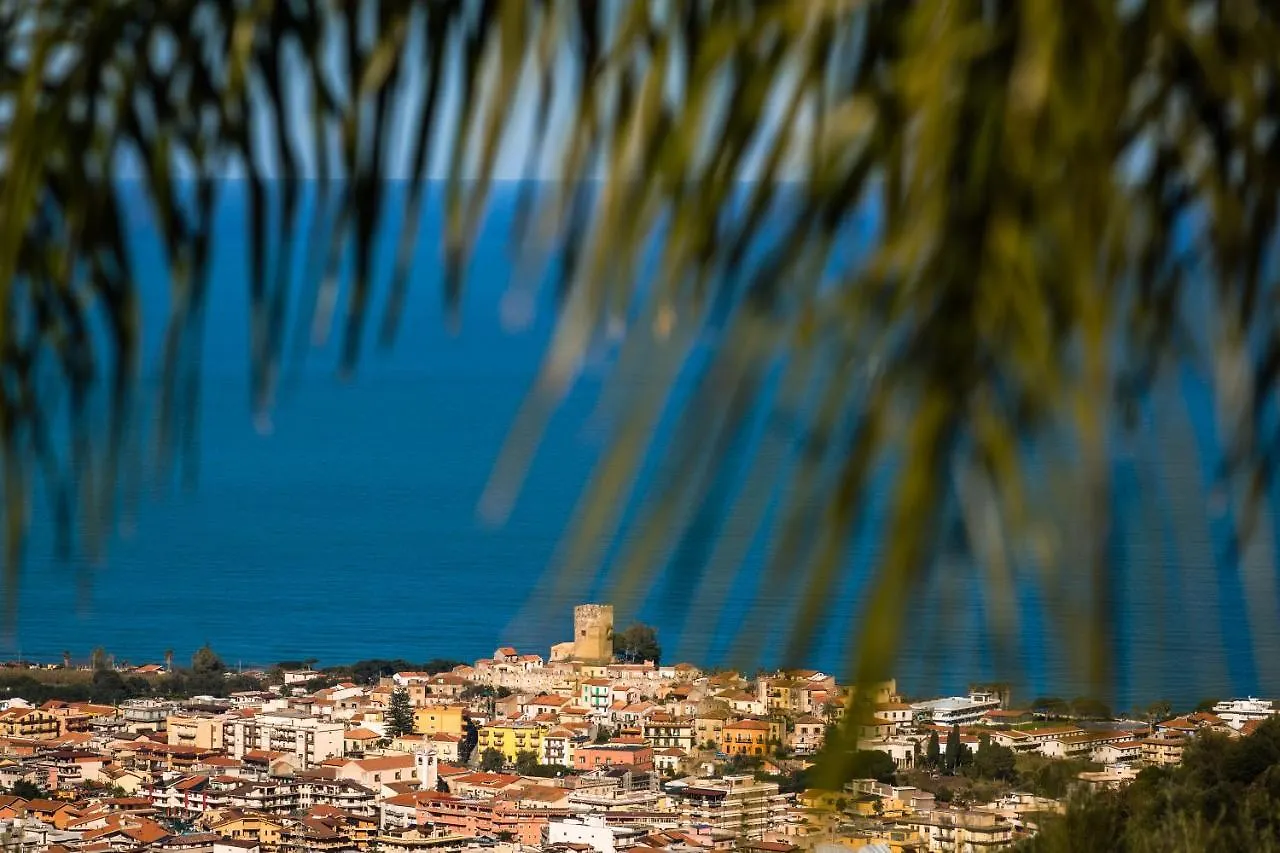 Residence Mersa Brolo 0*,  Italien
