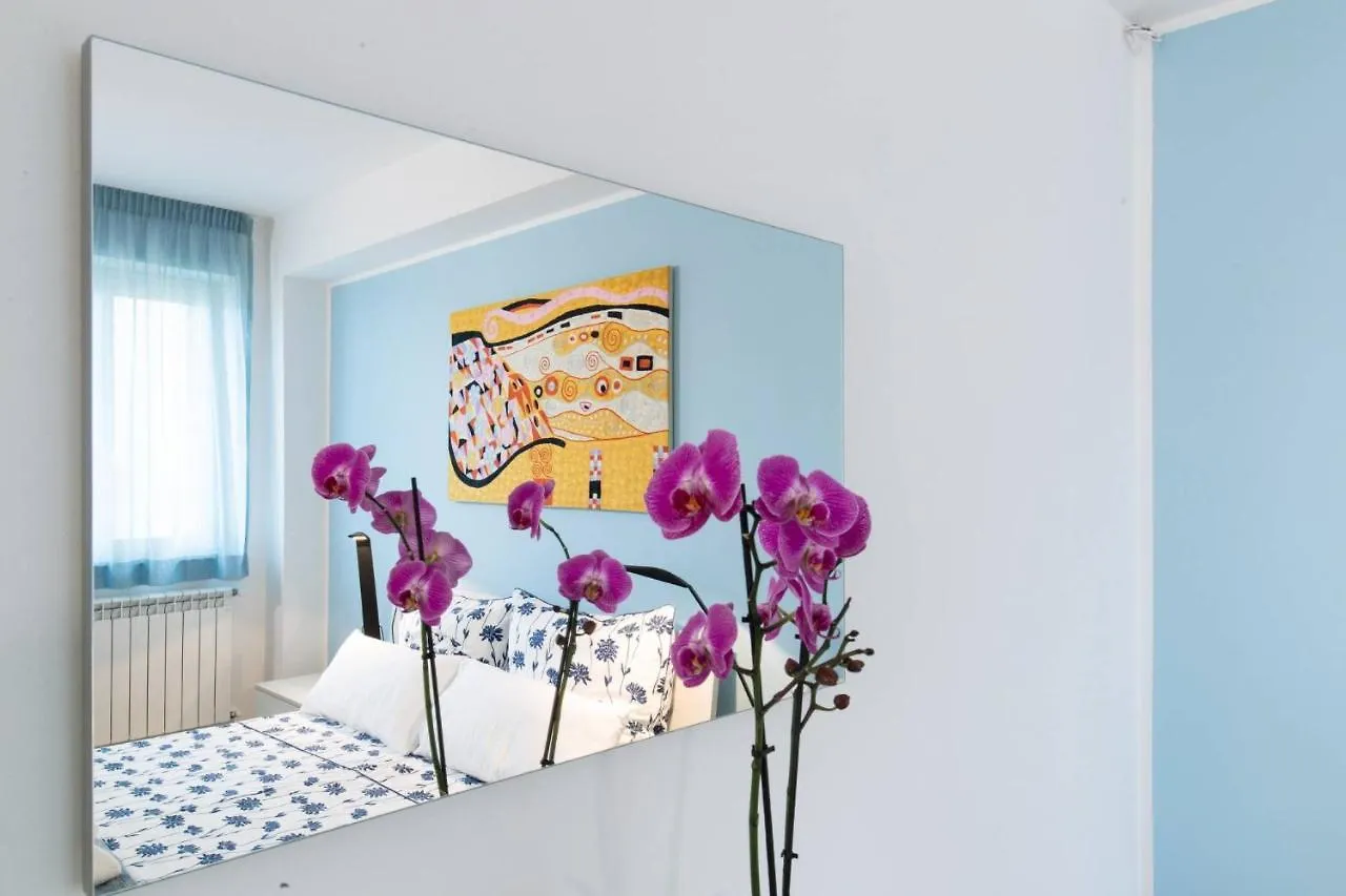 Residence Mersa Brolo Aparthotel