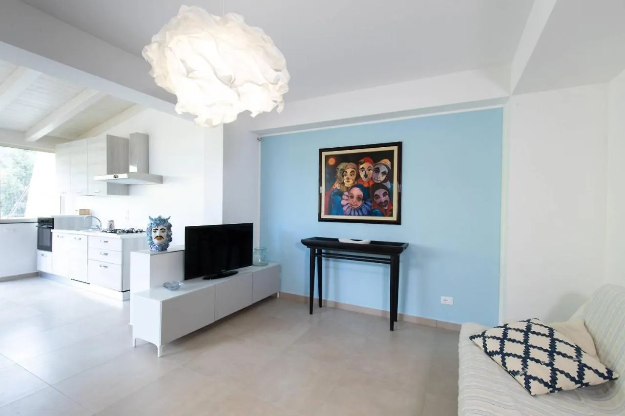Residence Mersa Brolo