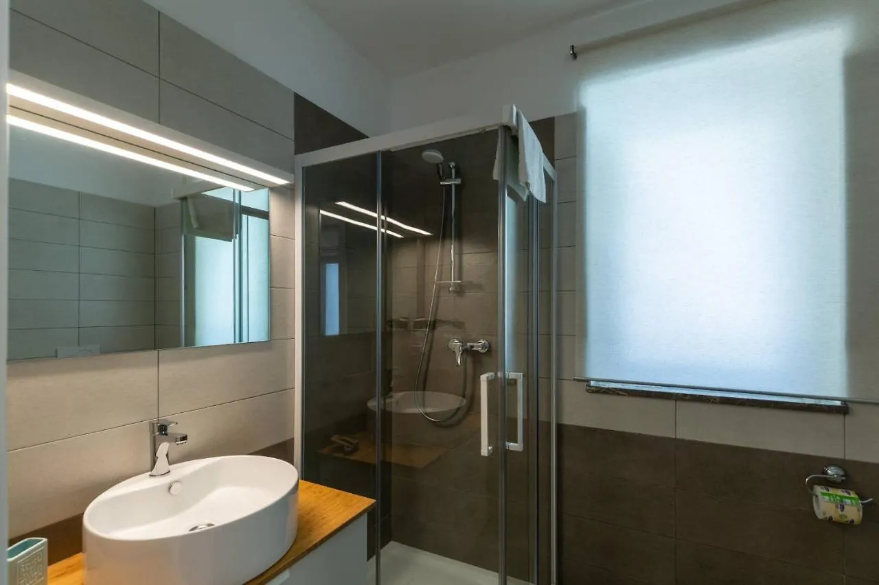 Residence Mersa Brolo 0*,  Italien