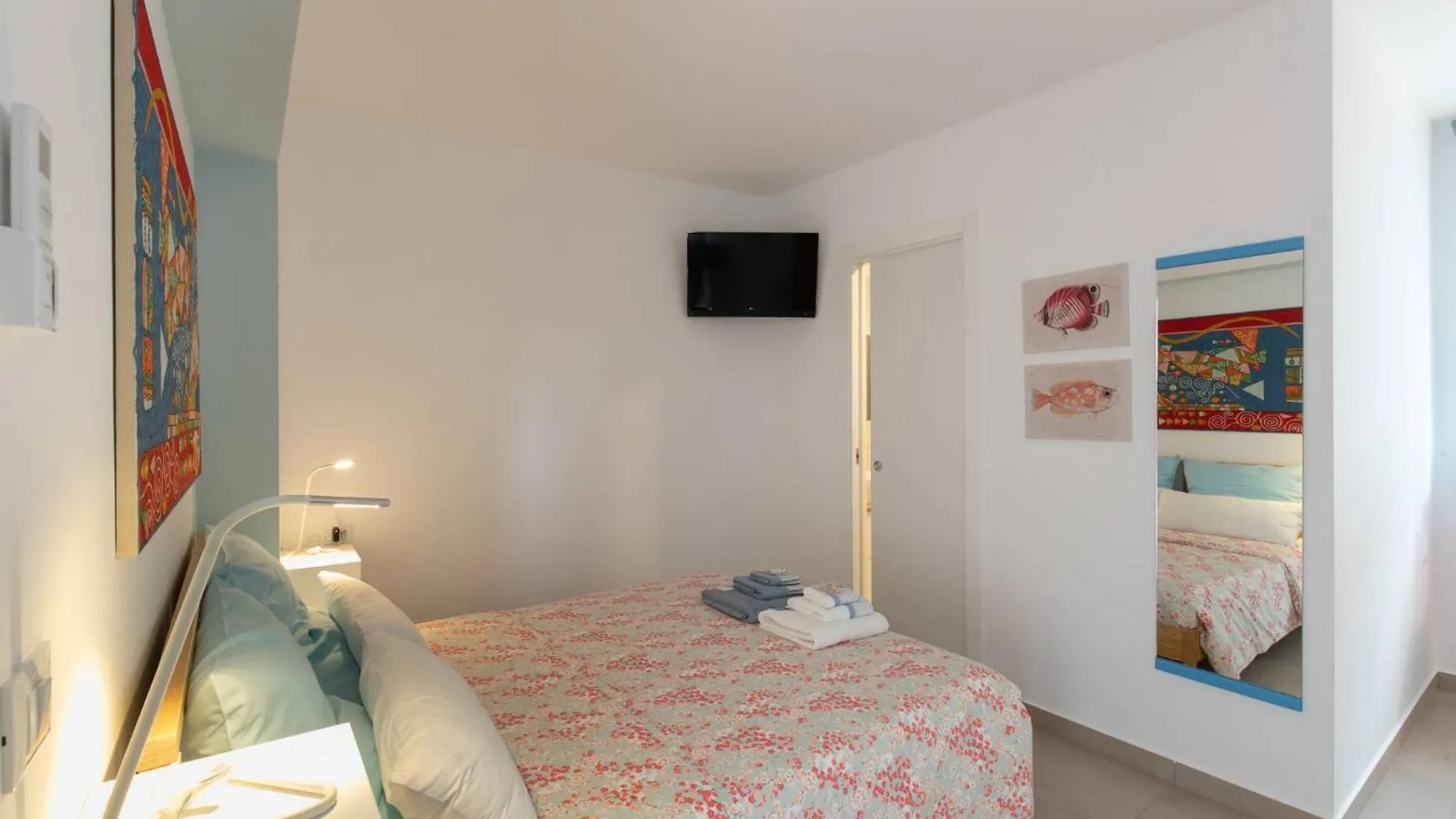 Residence Mersa Brolo Italy