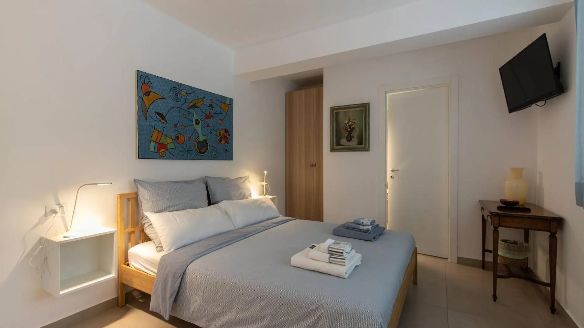Residence Mersa Brolo 0*,  Italy